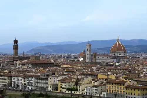 Firenze, LuisaViaRoma: preoccupazione per la chiusura del negozio di via Tosinghi