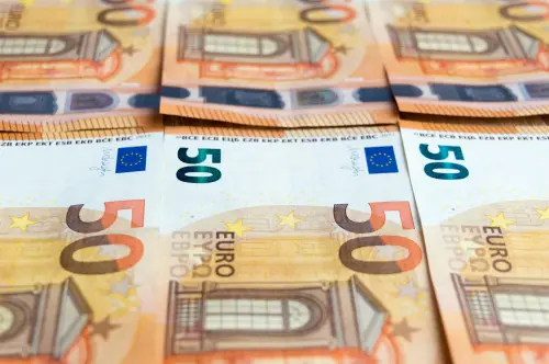 Caro energia, Confesercenti: “Per il terziario costi in aumento di 3 miliardi l’anno”