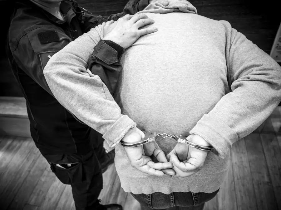 Firenze, due 53enni arrestati: furto a SMN e ordine di carcere